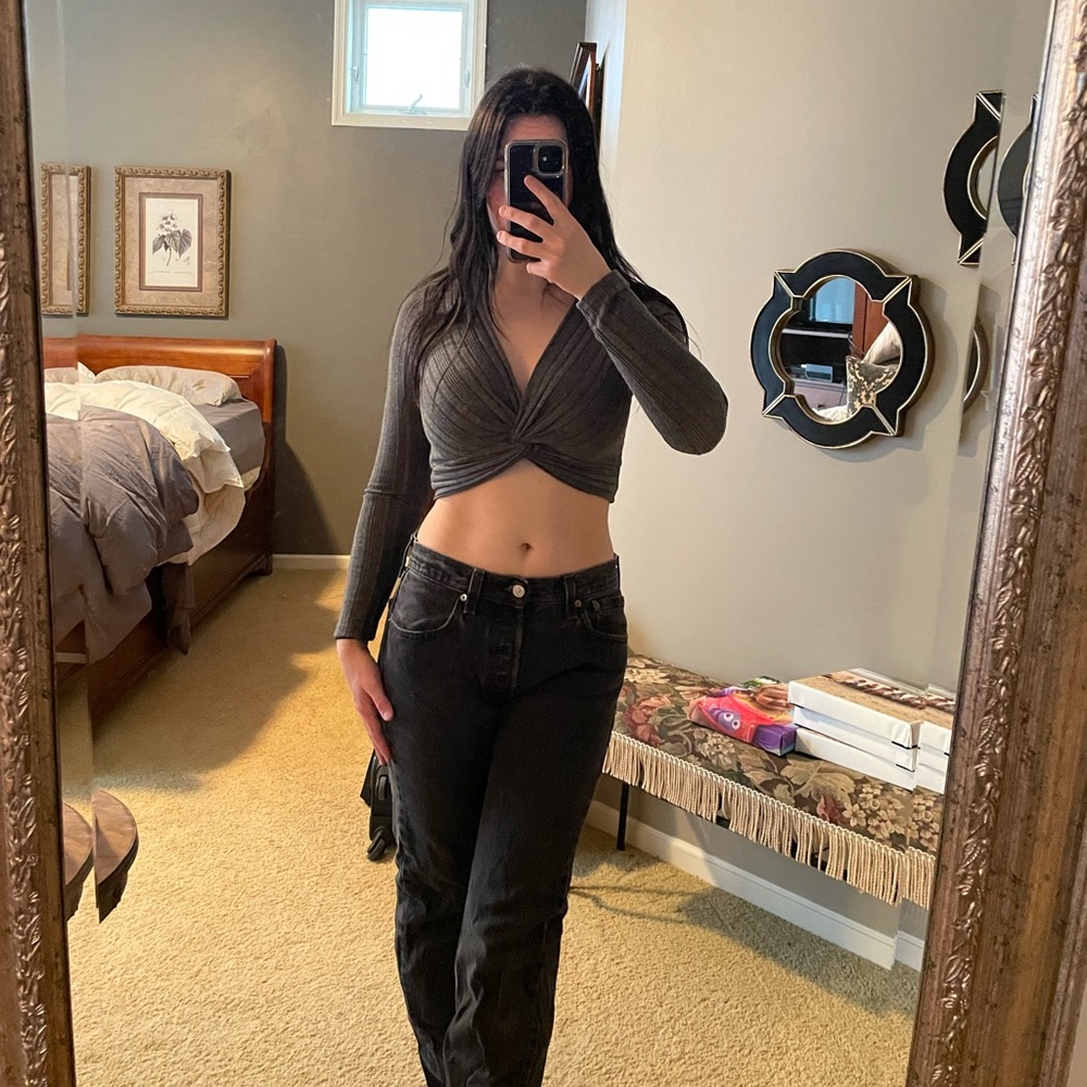 Grey Cropped Sweater Wasabi + Mint